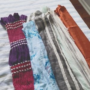 🌻BOGO 🌻Lot of 5 Scarves